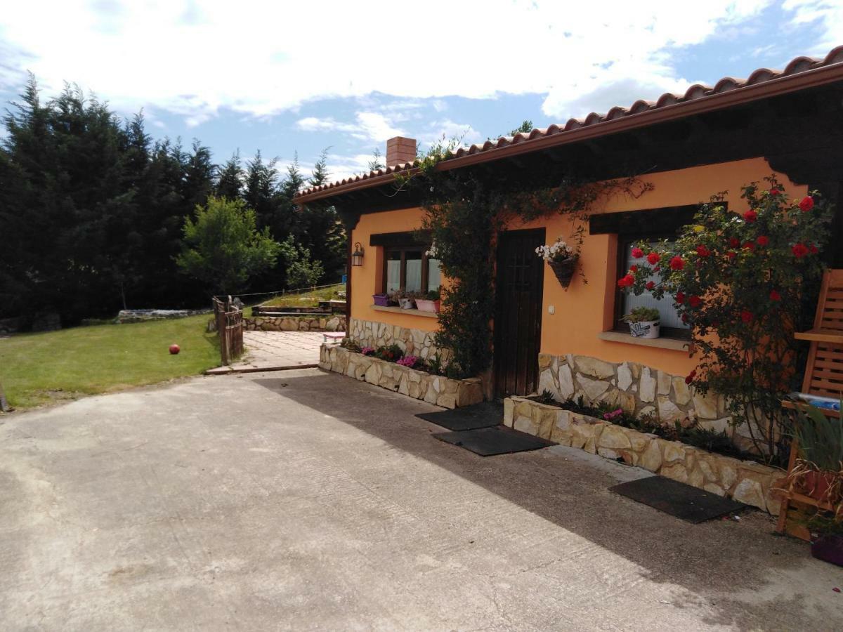Casa Las Ninas Quintanahedo Eksteriør billede